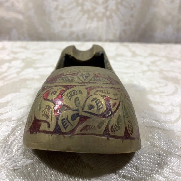 Vintage Brass Shoe Ashtray for One - Picture 7 of 11